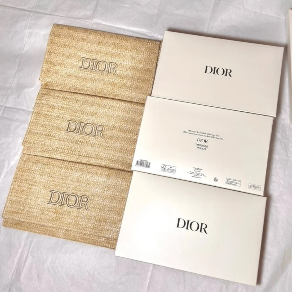 DIOR raffia Clutch Pouch - Picture 2 of 6